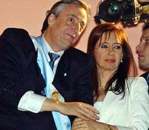 让江逃避审判的阿根廷夫妻档总统，男猝死。(网络图片)
