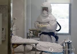 韩国MERS定点收治医院——首尔医疗中心的治疗现场。(韩联社)