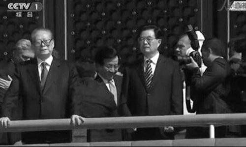 北京阅兵式上脸和心不和（视频截图）