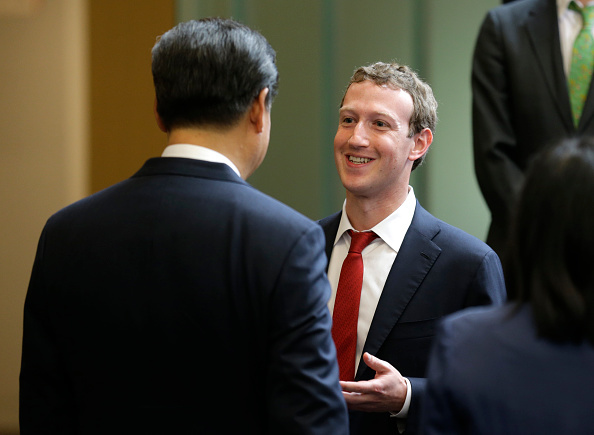 (近日，脸书(Facebook)创始人兼CEO马克.扎克伯格在习近平本月访美之旅中与其用中文交谈，让扎克伯格大出风头。Ted S. Warren-Pool/Getty Images)