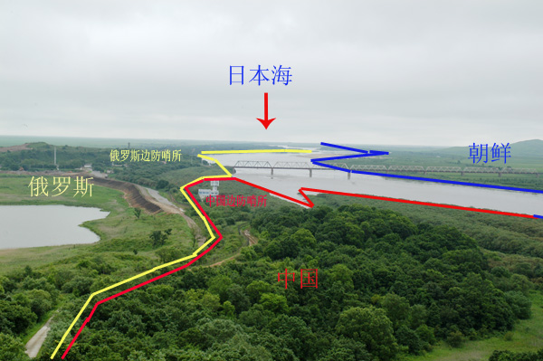 图3：图们江通往日本海的出口被朝俄铁路大桥截断，左侧黄线部分的俄罗斯领土原属于中国，吉林由沿海变内陆。