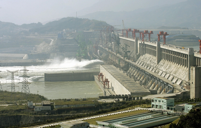 三峡大坝工程建成后，大陆大旱、高温、洪水、地震等灾祸频发。（Getty Images）
