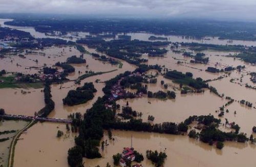 武汉新洲区洪水空拍照（图片来源：中央社）