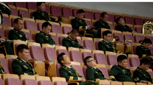 中共军中深度腐败，近期反腐传出多个更低层级军官出事。（网络图片）