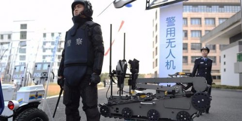 G20峰会期间，杭州安保措施空前升级，市区出现成建制装甲部队，据称两个武警机动师进驻。(网络图片)