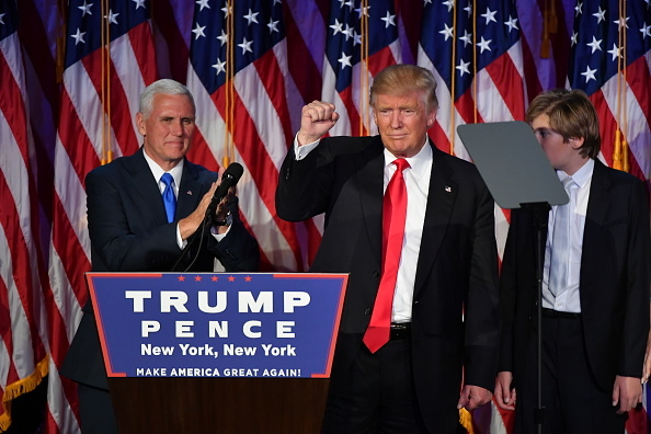 美国共和党总统候选人川普11月8日赢得2016美国大选，继任第45任美国总统。 (Chip Somodevilla/Getty Images)