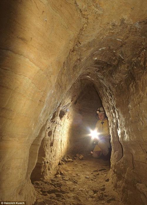 巨大的地下隧道证据已经在遍及欧洲大陆的数十个新石器时代定居点发现。(网络图片)