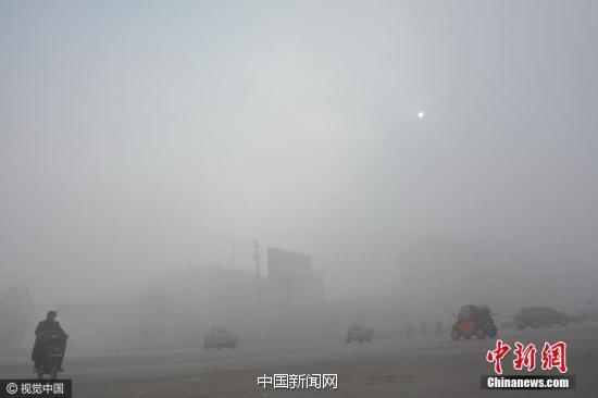 2016年12月4日10时许，河北省邯郸市肥乡区城区被雾霾“封锁”