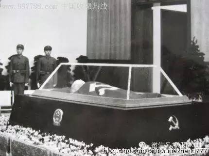 内幕惊人 毛泽东有三具尸体真人 陪葬 我爱中华