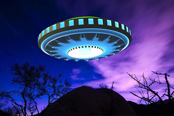 哈佛大学教授：UFO经多维空间到地球